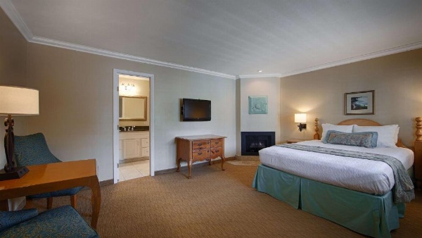 Carmel Bay View Inn image 11