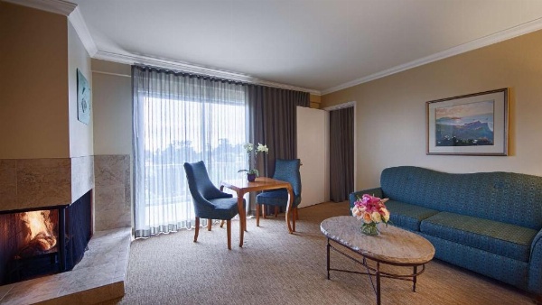 Carmel Bay View Inn image 13