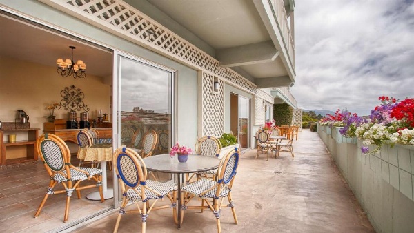 Carmel Bay View Inn image 17